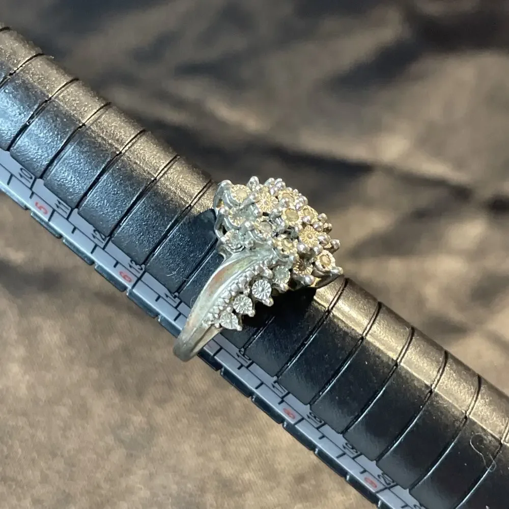 Vintage SS 925 Sterling Silver Cubic Zirconia Cluster Bypass Ring Sz7